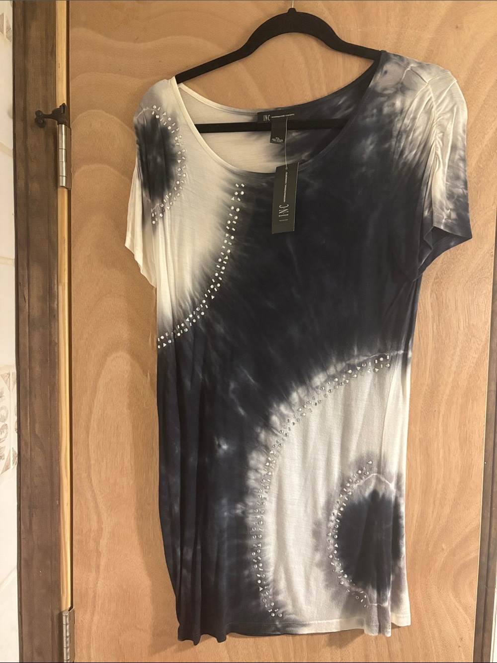 INC International Concepts Women's Navy and White Tie-Dye Short Sleeve Top